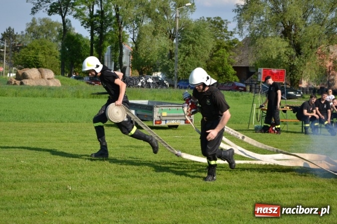 Zdjęcie w galerii na portalu naszraciborz.pl: IX Zawody Strażackie w Rudyszwałdzie. Bolesław najlepszy  wiadomości z regionu
