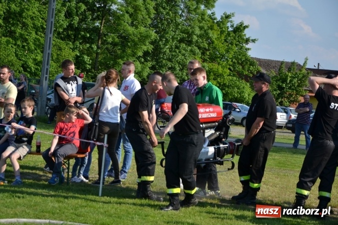 Zdjęcie w galerii na portalu naszraciborz.pl: IX Zawody Strażackie w Rudyszwałdzie. Bolesław najlepszy  wiadomości z regionu