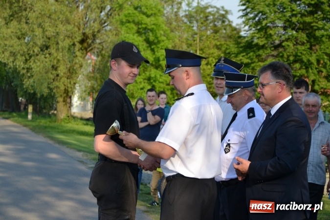 Zdjęcie w galerii na portalu naszraciborz.pl: IX Zawody Strażackie w Rudyszwałdzie. Bolesław najlepszy  wiadomości z regionu