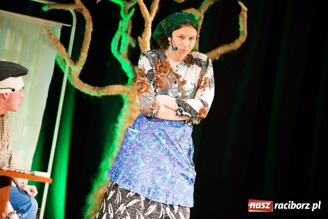 Zdjęcie w galerii na portalu naszraciborz.pl: Oddział zamknięty na deskach MDK wiadomości z regionu