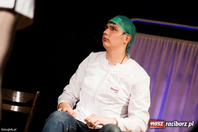 Zdjęcie w galerii na portalu naszraciborz.pl: Oddział zamknięty na deskach MDK wiadomości z regionu