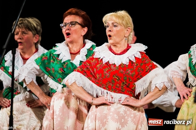 Zdjęcie w galerii na portalu naszraciborz.pl: Raciborski Dzień Seniora oraz 10-lecie działalności grupy Seniorzy ZPiT Strzecha wiadomości z regionu