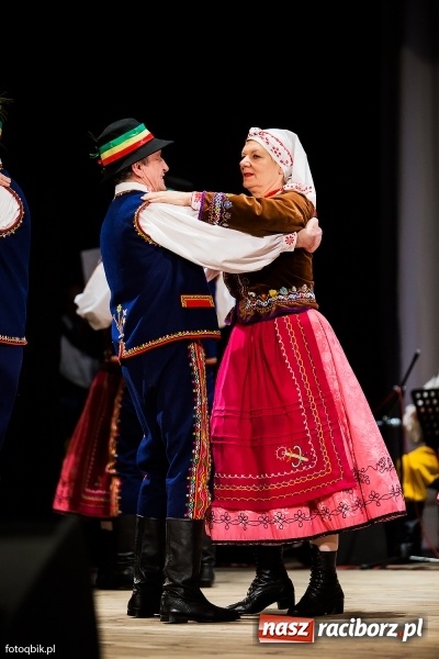 Zdjęcie w galerii na portalu naszraciborz.pl: Raciborski Dzień Seniora oraz 10-lecie działalności grupy Seniorzy ZPiT Strzecha wiadomości z regionu