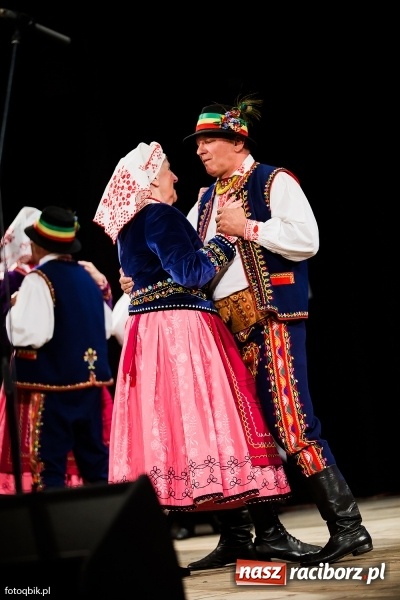 Zdjęcie w galerii na portalu naszraciborz.pl: Raciborski Dzień Seniora oraz 10-lecie działalności grupy Seniorzy ZPiT Strzecha wiadomości z regionu