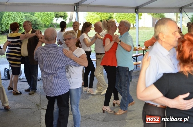 Zdjęcie w galerii na portalu naszraciborz.pl: Raciborski Dzień Seniora oraz 10-lecie działalności grupy Seniorzy ZPiT Strzecha wiadomości z regionu