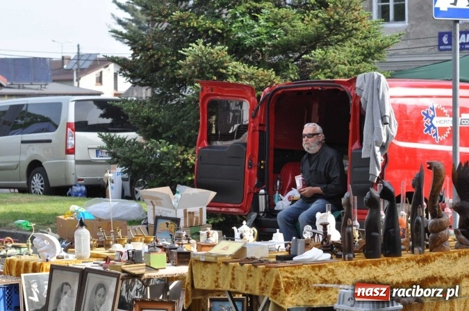 Zdjęcie w galerii na portalu naszraciborz.pl: Rekordowa liczba stoisk na Jarmarku na Granicy w Chałupkach!  wiadomości z regionu