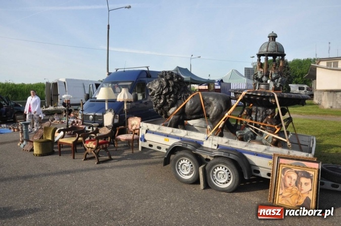 Zdjęcie w galerii na portalu naszraciborz.pl: Rekordowa liczba stoisk na Jarmarku na Granicy w Chałupkach!  wiadomości z regionu