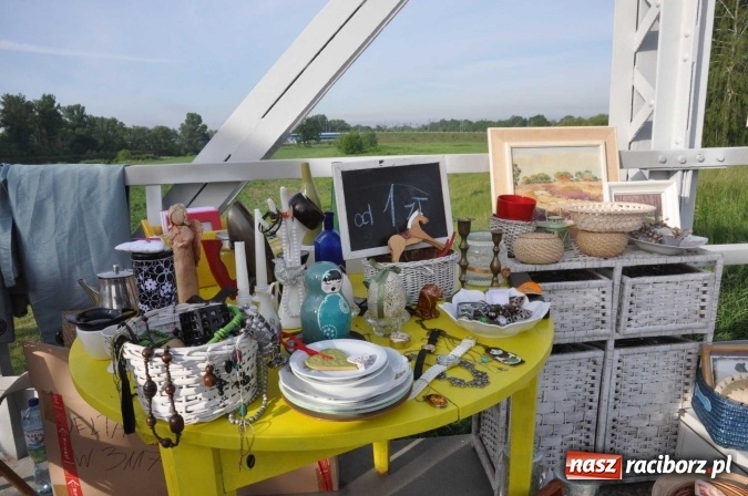 Zdjęcie w galerii na portalu naszraciborz.pl: Rekordowa liczba stoisk na Jarmarku na Granicy w Chałupkach!  wiadomości z regionu