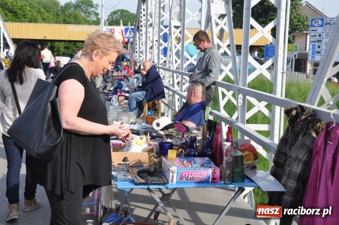 Zdjęcie w galerii na portalu naszraciborz.pl: Rekordowa liczba stoisk na Jarmarku na Granicy w Chałupkach!  wiadomości z regionu