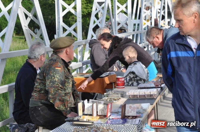 Zdjęcie w galerii na portalu naszraciborz.pl: Rekordowa liczba stoisk na Jarmarku na Granicy w Chałupkach!  wiadomości z regionu