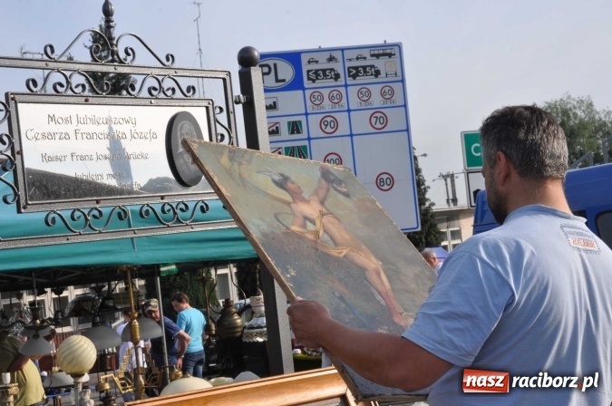 Zdjęcie w galerii na portalu naszraciborz.pl: Rekordowa liczba stoisk na Jarmarku na Granicy w Chałupkach!  wiadomości z regionu