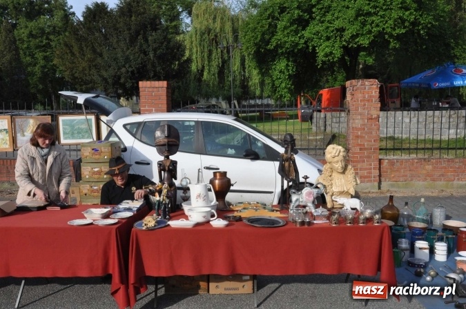 Zdjęcie w galerii na portalu naszraciborz.pl: Rekordowa liczba stoisk na Jarmarku na Granicy w Chałupkach!  wiadomości z regionu