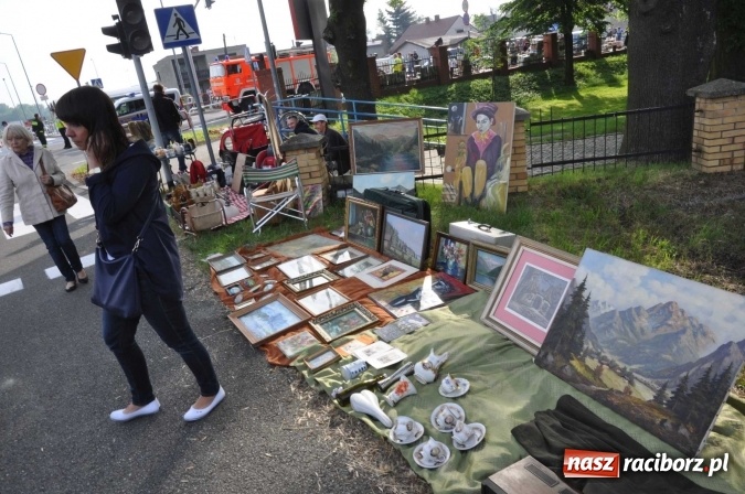 Zdjęcie w galerii na portalu naszraciborz.pl: Rekordowa liczba stoisk na Jarmarku na Granicy w Chałupkach!  wiadomości z regionu