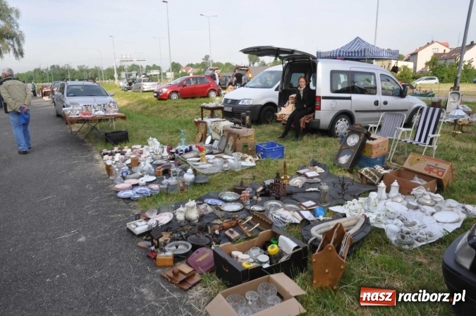 Zdjęcie w galerii na portalu naszraciborz.pl: Rekordowa liczba stoisk na Jarmarku na Granicy w Chałupkach!  wiadomości z regionu