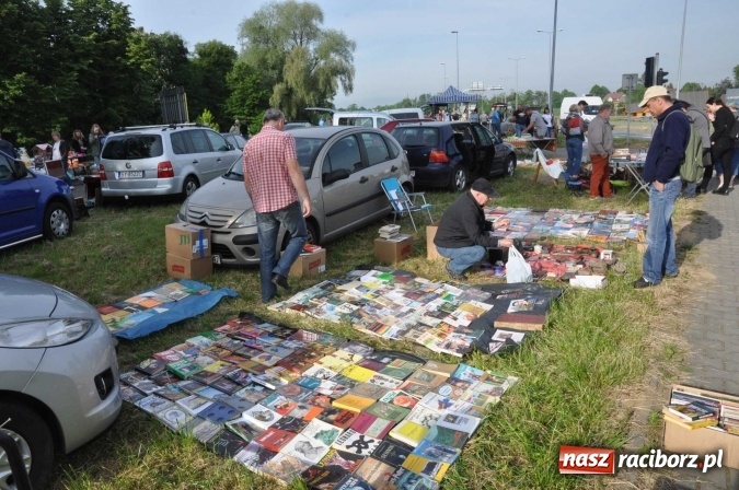 Zdjęcie w galerii na portalu naszraciborz.pl: Rekordowa liczba stoisk na Jarmarku na Granicy w Chałupkach!  wiadomości z regionu