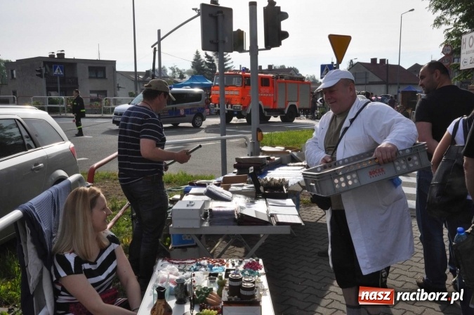 Zdjęcie w galerii na portalu naszraciborz.pl: Rekordowa liczba stoisk na Jarmarku na Granicy w Chałupkach!  wiadomości z regionu