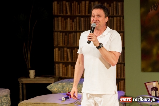 Zdjęcie w galerii na portalu naszraciborz.pl: MĘŻCZYZNA IDEALNY na deskach RCK wiadomości z regionu