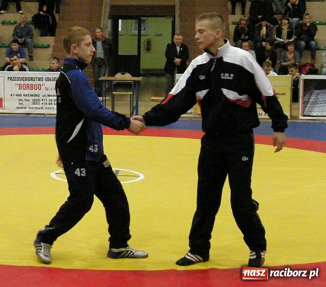 Zdjęcie w galerii na portalu naszraciborz.pl: Złoto kadetów MKZ Unia Racibórz wiadomości z regionu