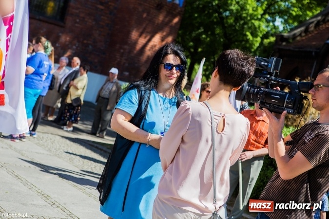 Zdjęcie w galerii na portalu naszraciborz.pl: Marsz dla Życia i Rodziny przeszedł ulicami Raciborza wiadomości z regionu