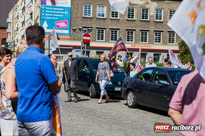 Zdjęcie w galerii na portalu naszraciborz.pl: Marsz dla Życia i Rodziny przeszedł ulicami Raciborza wiadomości z regionu