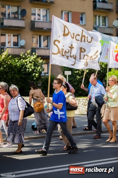 Zdjęcie w galerii na portalu naszraciborz.pl: Marsz dla Życia i Rodziny przeszedł ulicami Raciborza wiadomości z regionu