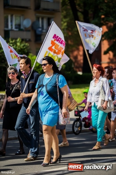 Zdjęcie w galerii na portalu naszraciborz.pl: Marsz dla Życia i Rodziny przeszedł ulicami Raciborza wiadomości z regionu