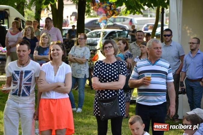 Zdjęcie w galerii na portalu naszraciborz.pl: Udana majówka pod zamkiem w Chałupkach wiadomości z regionu