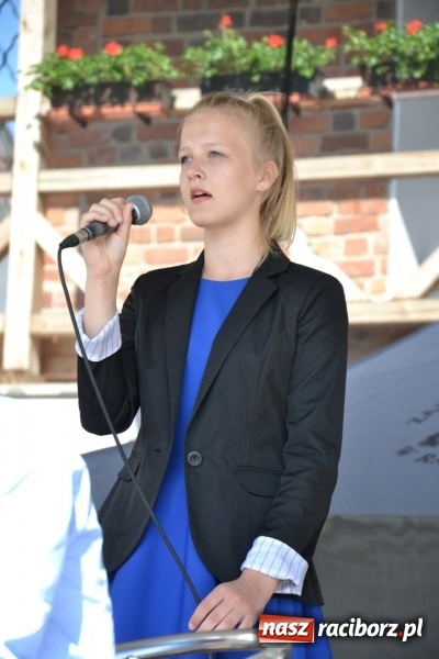 Zdjęcie w galerii na portalu naszraciborz.pl: 96. rocznica urodzin św. Jana Pawła II - obchody na zamku wiadomości z regionu