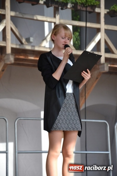 Zdjęcie w galerii na portalu naszraciborz.pl: 96. rocznica urodzin św. Jana Pawła II - obchody na zamku wiadomości z regionu