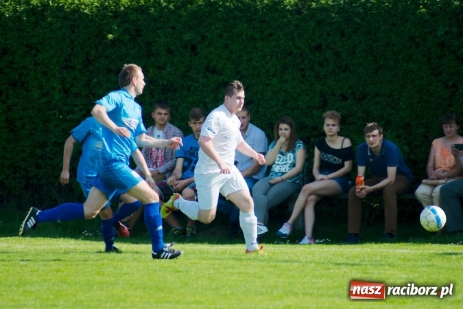Zdjęcie w galerii na portalu naszraciborz.pl: Wiosenna passa Kornowaca przerwana. Trzy punkty pojechały do Krzyżkowic wiadomości z regionu