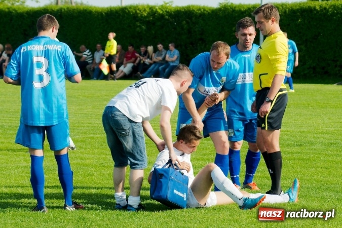 Zdjęcie w galerii na portalu naszraciborz.pl: Wiosenna passa Kornowaca przerwana. Trzy punkty pojechały do Krzyżkowic wiadomości z regionu