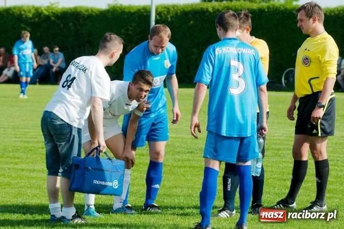 Zdjęcie w galerii na portalu naszraciborz.pl: Wiosenna passa Kornowaca przerwana. Trzy punkty pojechały do Krzyżkowic wiadomości z regionu