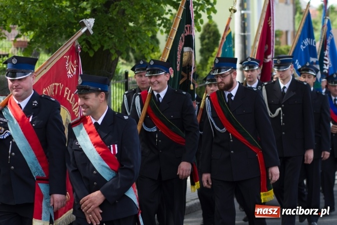 Zdjęcie w galerii na portalu naszraciborz.pl: 80 lat OSP Krowiarki - uroczysty apel i festyn wiadomości z regionu