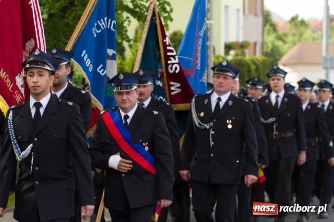 Zdjęcie w galerii na portalu naszraciborz.pl: 80 lat OSP Krowiarki - uroczysty apel i festyn wiadomości z regionu