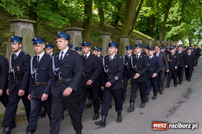 Zdjęcie w galerii na portalu naszraciborz.pl: 80 lat OSP Krowiarki - uroczysty apel i festyn wiadomości z regionu