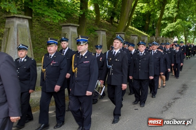 Zdjęcie w galerii na portalu naszraciborz.pl: 80 lat OSP Krowiarki - uroczysty apel i festyn wiadomości z regionu