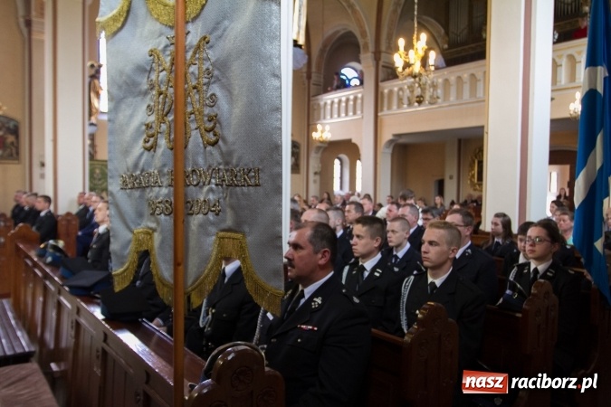 Zdjęcie w galerii na portalu naszraciborz.pl: 80 lat OSP Krowiarki - uroczysty apel i festyn wiadomości z regionu