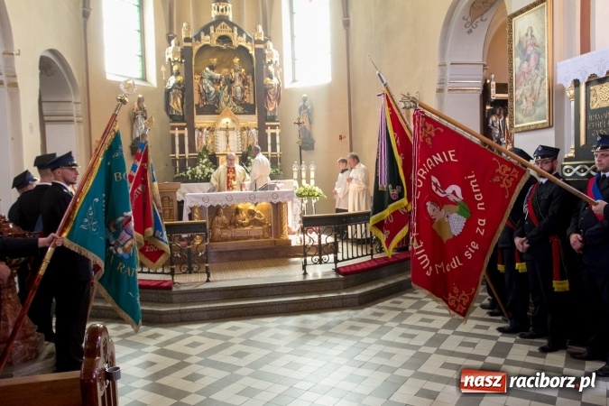 Zdjęcie w galerii na portalu naszraciborz.pl: 80 lat OSP Krowiarki - uroczysty apel i festyn wiadomości z regionu