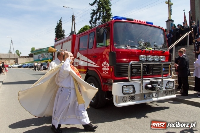 Zdjęcie w galerii na portalu naszraciborz.pl: 80 lat OSP Krowiarki - uroczysty apel i festyn wiadomości z regionu