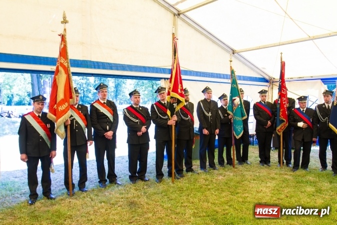 Zdjęcie w galerii na portalu naszraciborz.pl: 80 lat OSP Krowiarki - uroczysty apel i festyn wiadomości z regionu