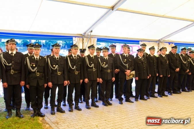 Zdjęcie w galerii na portalu naszraciborz.pl: 80 lat OSP Krowiarki - uroczysty apel i festyn wiadomości z regionu