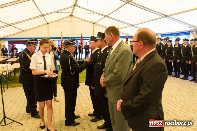 Zdjęcie w galerii na portalu naszraciborz.pl: 80 lat OSP Krowiarki - uroczysty apel i festyn wiadomości z regionu