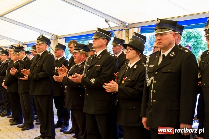 Zdjęcie w galerii na portalu naszraciborz.pl: 80 lat OSP Krowiarki - uroczysty apel i festyn wiadomości z regionu