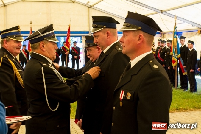 Zdjęcie w galerii na portalu naszraciborz.pl: 80 lat OSP Krowiarki - uroczysty apel i festyn wiadomości z regionu