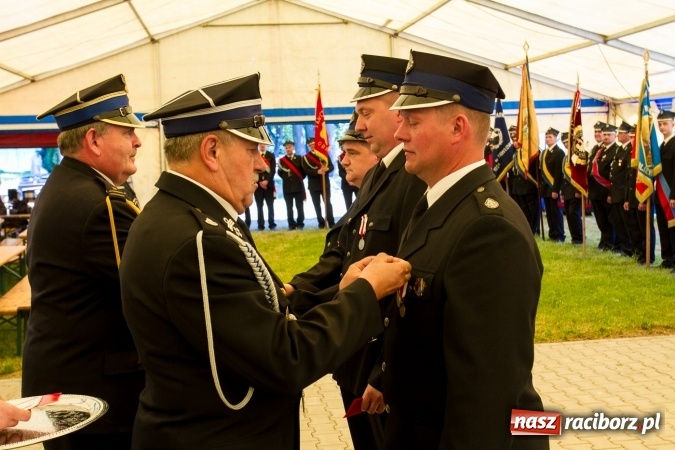 Zdjęcie w galerii na portalu naszraciborz.pl: 80 lat OSP Krowiarki - uroczysty apel i festyn wiadomości z regionu