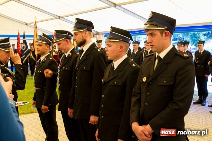 Zdjęcie w galerii na portalu naszraciborz.pl: 80 lat OSP Krowiarki - uroczysty apel i festyn wiadomości z regionu