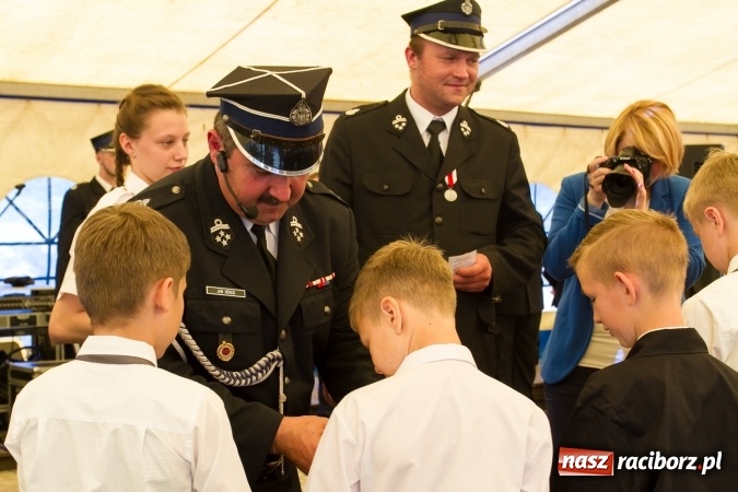 Zdjęcie w galerii na portalu naszraciborz.pl: 80 lat OSP Krowiarki - uroczysty apel i festyn wiadomości z regionu