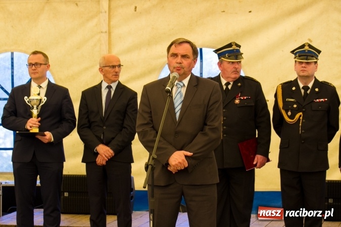 Zdjęcie w galerii na portalu naszraciborz.pl: 80 lat OSP Krowiarki - uroczysty apel i festyn wiadomości z regionu