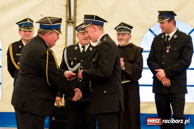 Zdjęcie w galerii na portalu naszraciborz.pl: 80 lat OSP Krowiarki - uroczysty apel i festyn wiadomości z regionu