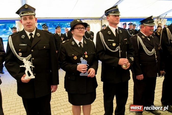 Zdjęcie w galerii na portalu naszraciborz.pl: 80 lat OSP Krowiarki - uroczysty apel i festyn wiadomości z regionu